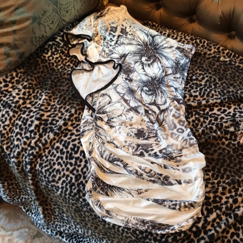 One shoulder rhinestone dress